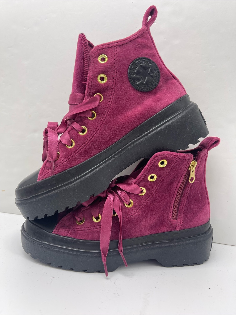 Converse WMNS A05442C
CTAS LUGGED LIFT H LEGEND BERRY/BLACK/BLACK Sneakers - Picture 15 of 16